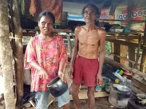 Pernah Tinggal di Kandang Sapi, Kakek Sakri Segera Punya Rumah Baru