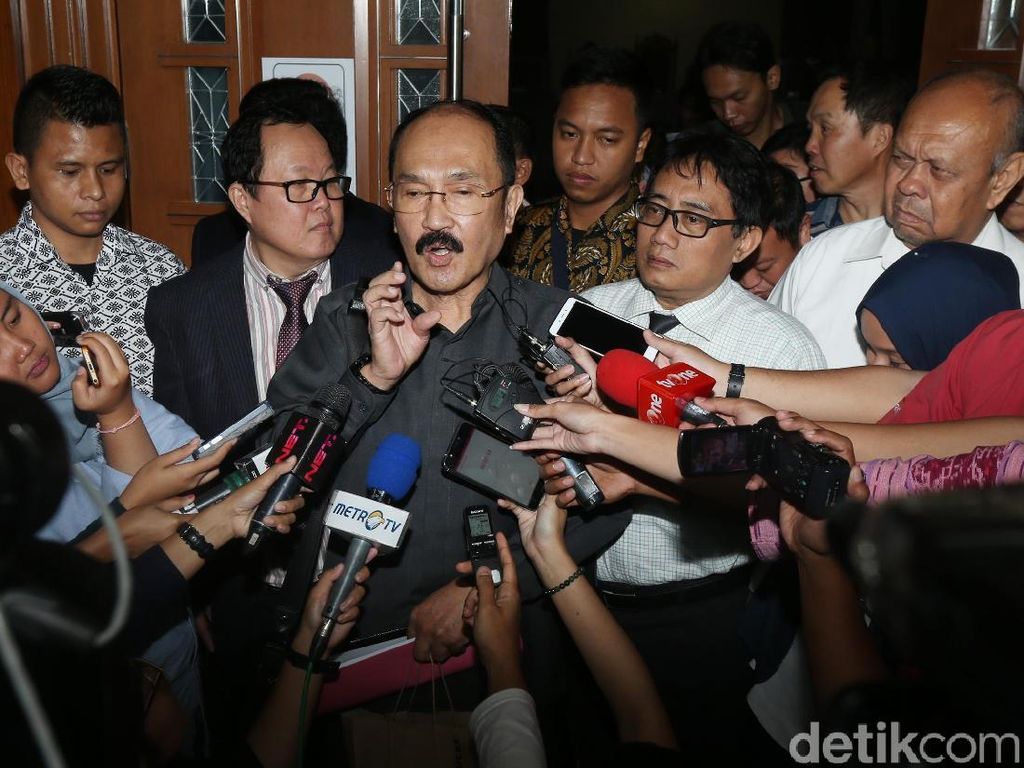 Tak Terima Putusan Banding, Fredrich Ajukan Kasasi Tak Terima Putusan Banding, Fredrich Ajukan Kasasi