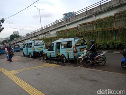 Bertemu Kadishub DKI, Sopir Angkot Batal Demo Tolak OK Otrip