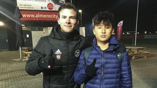 Jovanni Renaldi menjalani trial di Almere City.