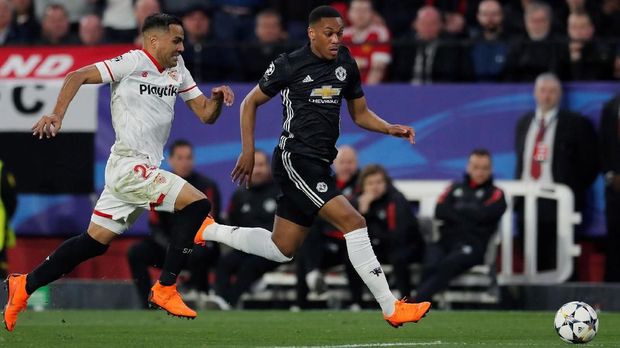 Sevilla ingin menghentikan tren positif Manchester United.