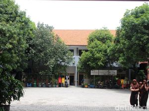 Potret SMP Nol Sampah di Surabaya Penerima Penghargaan KLH