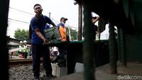 Penertiban Bangunan Liar di Stasiun Duri
