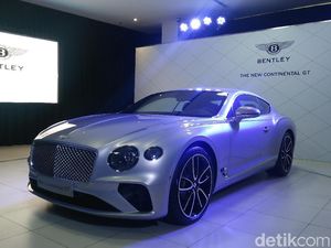 Pasar Mobil Mewah Akan Meningkat Tahun Ini Pasar Mobil Mewah Akan Meningkat Tahun Ini