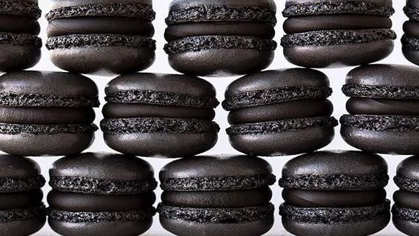 10 Makanan Hitam Eksotik yang Lezat Juga Kaya Nutrisi
