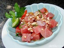Rujak Ikan Segar Khas Ternate yang Segar Menggoyang Lidah