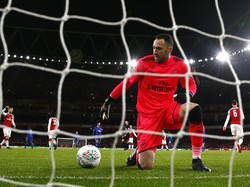 Kedatangan Bernd Leno akan membuat David Ospina jadi kiper ketiga di Arsenal. Sebagai kiper timnas, Ospina tentu tak akan puas dengan posisi tersebut. Foto: Julian Finney/Getty Images