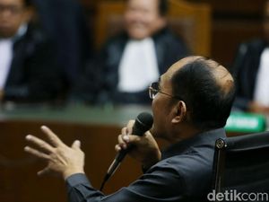 Video Fredrich Kecewa Lalu Emosional karena Eksepsinya Ditolak