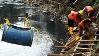 Pembangunan Tanggul Anak Kali Ciliwung