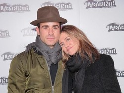 Membaca Bahasa Tubuh Jennifer Aniston & Justin Theroux Setahun Sebelum Cerai