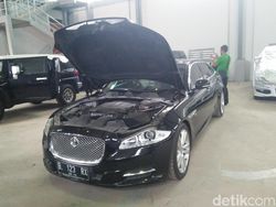 Akhirnya, Mobil Jaguar M Sanusi Laku Dilelang KPK Rp 599 Juta