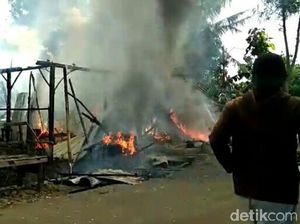 Bengkel Tambal Ban Terbakar, 2 Warga Luka, 3 Motor Hangus