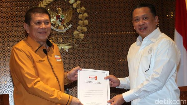 Ketua Fraksi Hanura Berganti