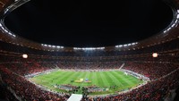 FNB Stadium. Sejauh ini menjadi stadion paling besar di Benua Afrika. Karena digunakan untuk Piala Dunia 2010, stadion ini mengalami penambahan kapasitas hingga kini bisa menampung 94.736 orang. (Doug Pensinger/Getty Images)