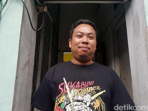 Ini Pria yang Viralkan Juru Parkir Siap Donor Mata untuk Novel Ini Pria yang Viralkan Juru Parkir Siap Donor Mata untuk Novel
