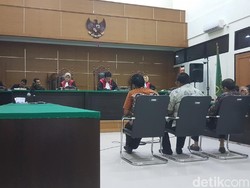 2 Penyuap Walkot Cilegon Dihukum 1 Tahun 8 Bulan Penjara