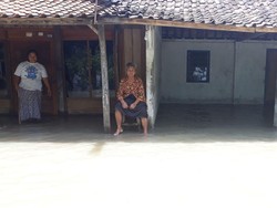 Korban Banjir di Madiun Mulai Terjangkit Penyakit