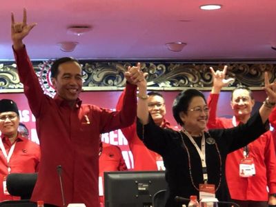 Metal! Jokowi Semringah Saat Diumumkan Mega Jadi Capres PDIP 2019