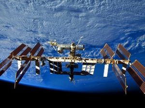 SpaceX Dibayar Rp 13 T Untuk Hancurkan Stasiun Antariksa Internasional SpaceX Dibayar Rp 13 T Untuk Hancurkan Stasiun Antariksa Internasional