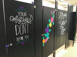 Saat Motivasi untuk Anak-anak Disampaikan Lewat Kamar Mandi