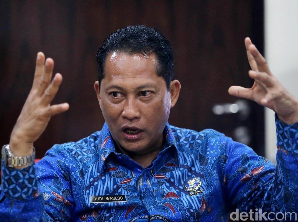 Sepak Terjang Buwas dari Kabareskrim hingga Kepala Bulog Sepak Terjang Buwas dari Kabareskrim hingga Kepala Bulog