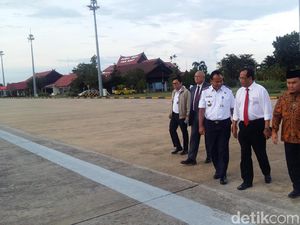 Cerita Menhub Ditagih Gubernur Bangun Rel KA di Kalteng