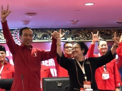 Apa Maksud Jokowi Naikkan Pangkat Megawati?