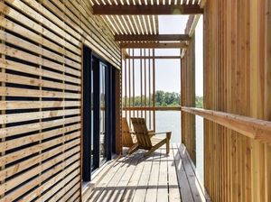 Hotel di Atas Air, Gimana Ya Rasanya?