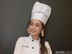 Banyak Roti Artis yang Direview Buruk, Jessica Iskandar Tetap Pede