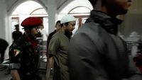 Foto: Novel Baswedan yang Kembali Salat Subuh di Masjid Al Ihsan
