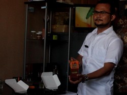 Raup Rp 300 Juta/Bulan, di Mana Daudy Belajar Racik Minyak Pret?