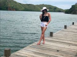 Intip Liburan Nia Ramadhani dan Keluarga Bakrie di Labuan Bajo