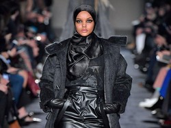 Model Berhijab Kembali Eksis di Milan Fashion Week 2018