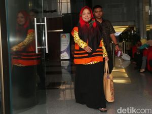 Plt Kadinkes Jombang Kembali Diperiksa KPK