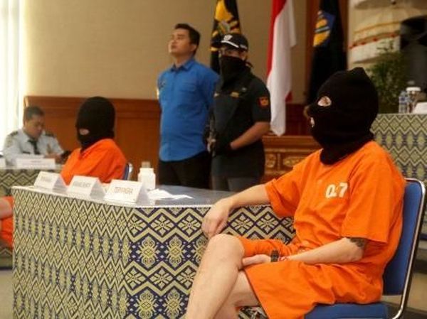 Ini WN Jerman dan Inggris yang Coba Selundupkan Narkoba ke Bali