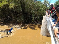 Sesosok Mayat Tanpa Busana Ditemukan Hanyut di Sungai Pepe Boyolali
