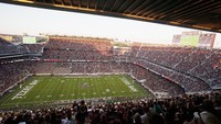 Kyle Field. Berada di area of Texas A&M University, stadion yang dibangun pertama pada 1904 ini kini bisa menyediakan tempat duduk bagi 102.733 penonton. (Scott Halleran/Getty Images)