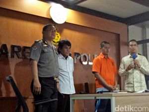 Tersangka Penghina Jokowi-Iriana Keturunan China dan PKI Minta Maaf Tersangka Penghina Jokowi-Iriana Keturunan China dan PKI Minta Maaf