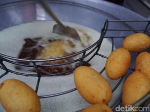 Belanja ke Pasar Modern BSD, Enaknya Sambil Jajan Combro hingga Bagoja