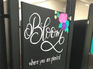 Cek Langsung, Bun! Kamar Mandi di Sekolah Ini Keren Banget Lho