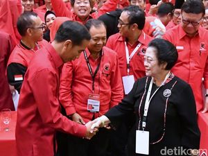 Alasan Mega dan Anaknya Berbaju Hitam Saat Pembukaan Rakernas PDIP