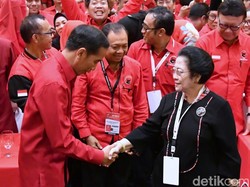 Alasan Mega dan Anaknya Berbaju Hitam Saat Pembukaan Rakernas PDIP