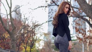 Foto: Liburan Ala Penyiar Cuaca Paling Seksi, Yanet Garcia