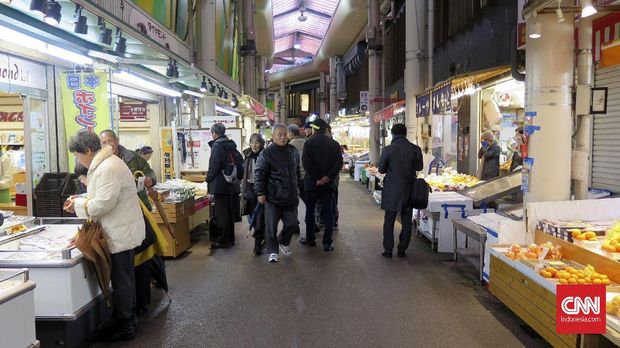 Berburu Hasil Laut Jepang Yang Segar di Omicho Market