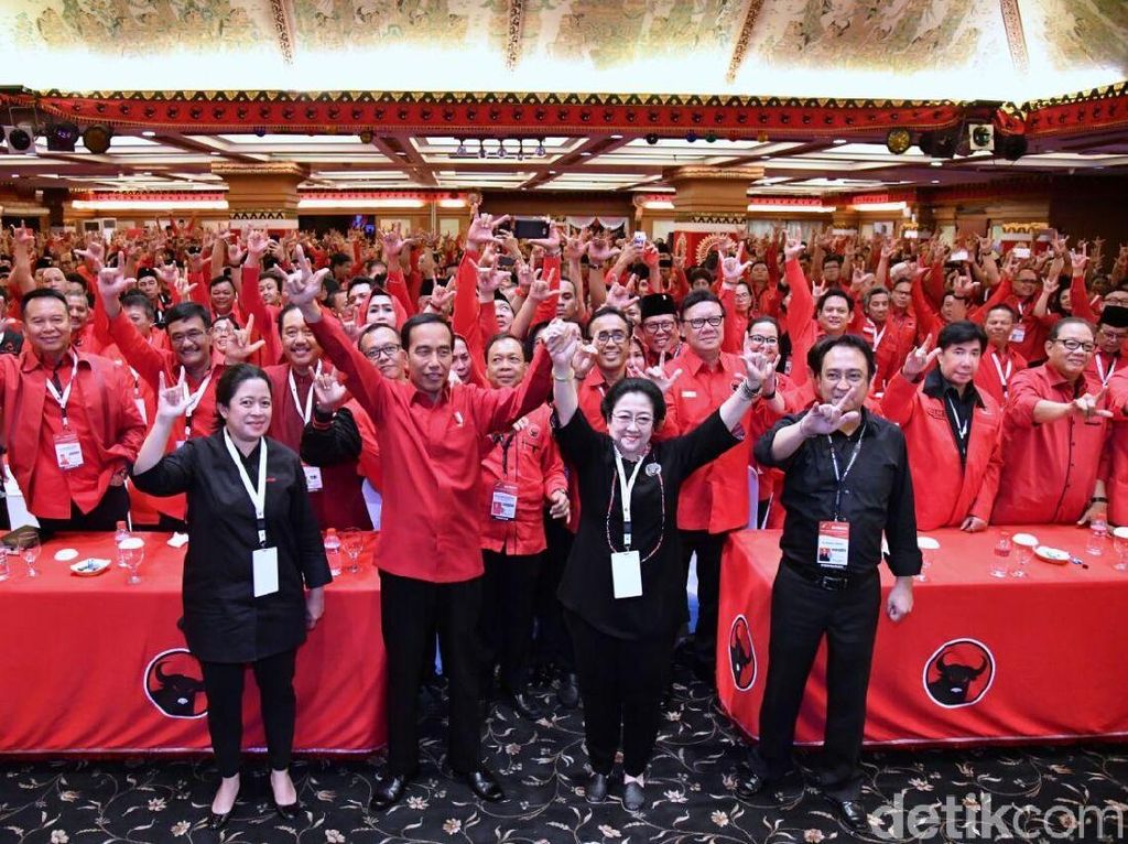 Jejak Perjuangan Megawati Bersama PDI Perjuangan Jejak Perjuangan Megawati Bersama PDI Perjuangan