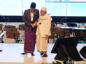 Maruf Amin, Kiai Senior di Antara Cawapres Muda Pendamping Jokowi