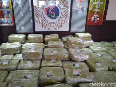 Foto: Penampakan Sabu 1,6 Ton yang Dibawa 4 WN Taiwan