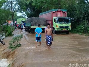 Video Banjir Terjang 2 Kecamatan di Probolinggo