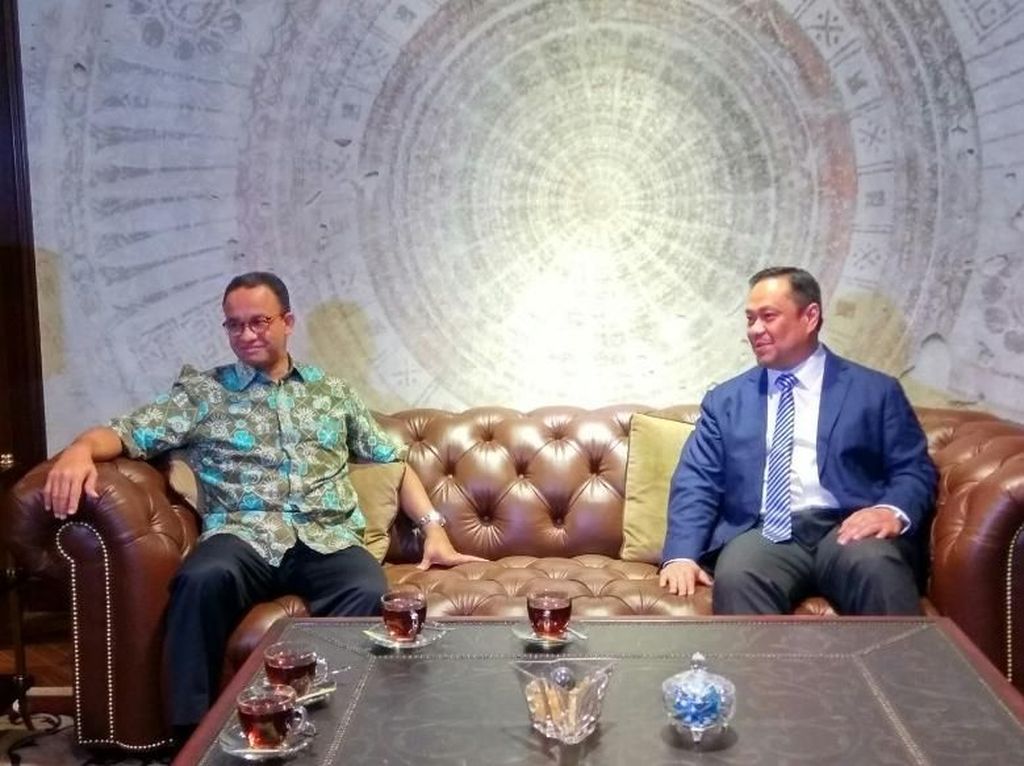 Anies Bangga Putrinya Ikut Simulasi Sidang PBB Anies Bangga Putrinya Ikut Simulasi Sidang PBB