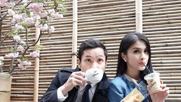 Selain Suka Makanan Jepang, Sandra Dewi Juga Suka Ngemil dan Makan Sate